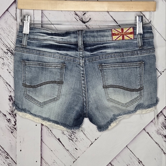 Machine Distressed Denim Jean Shorts - Picture 3 of 4